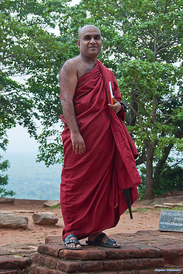 Mnich Buddyjski